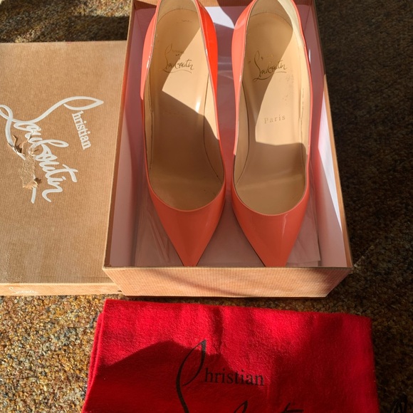 Louboutin - Follies - 100 Patent - Picture 7 of 7